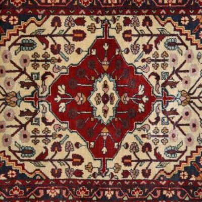 ویژگی‌ فرش دستباف بیجار