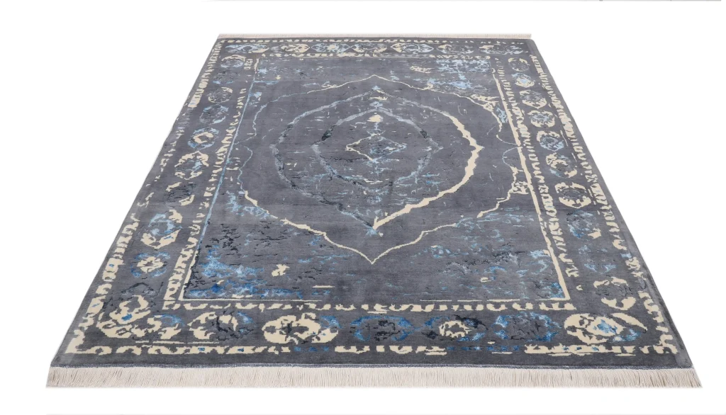 فرش دستباف کرک و ابریشم طرح هرمس طوسی کرم