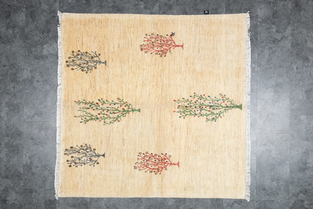 فرش دستباف قشقایی مربع کوچک