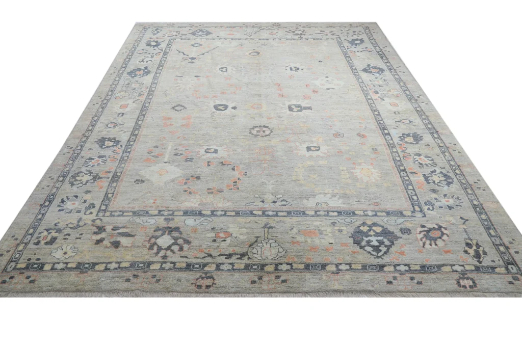 فرش دستبافت طرح شکوفه خاکستری روشن