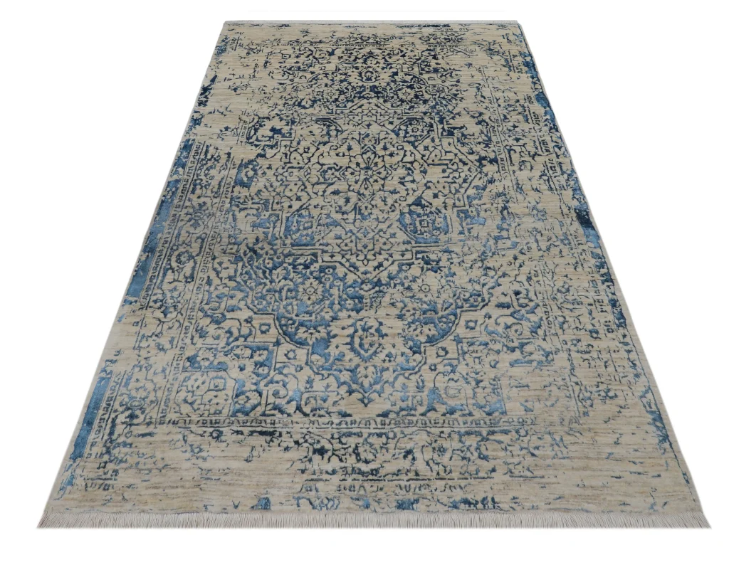 فرش دستبافت کرک و ابریشم طرح اطلس پرده‌ای